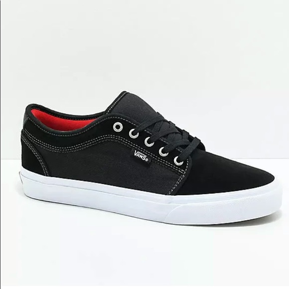 vans chukka black